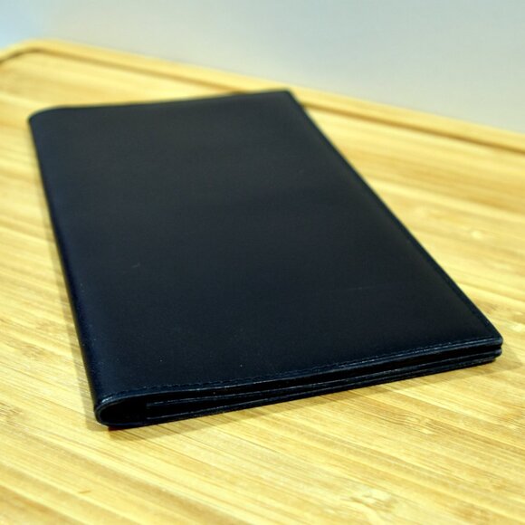 CELINE Slim Long Bifold Wallet Black Pre-owned - Picture 9 of 10